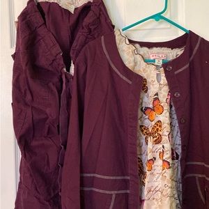 Koi scrub pants, top, and jacket medium